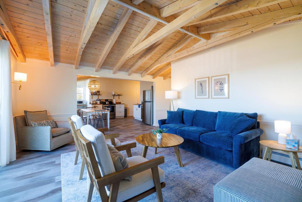 Floor W/ Ocean Views Admirals Quarters Apartment Southwest Harbor